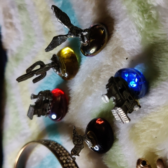 Random jewelry & More - Picture 4 of 4